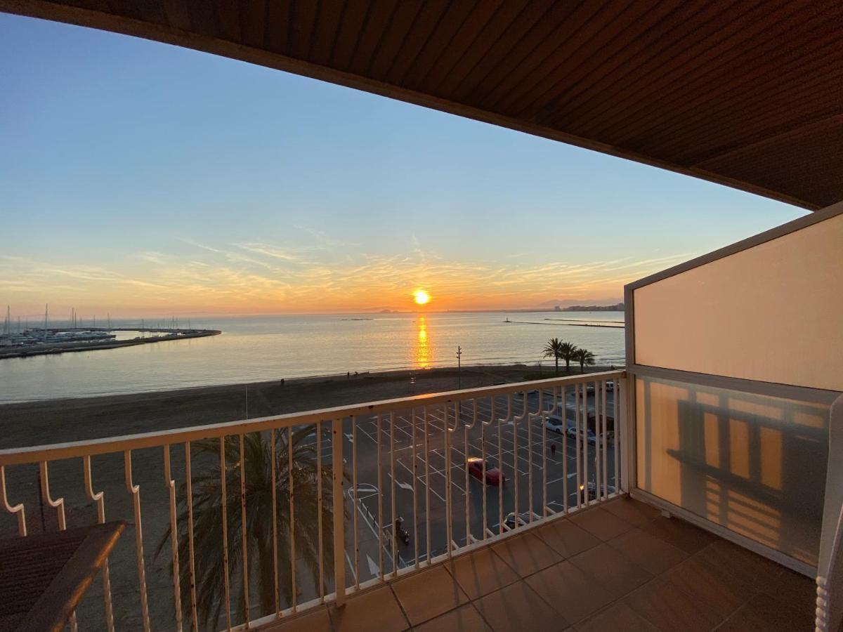 Agi Avenida Apartments Roses Exterior photo